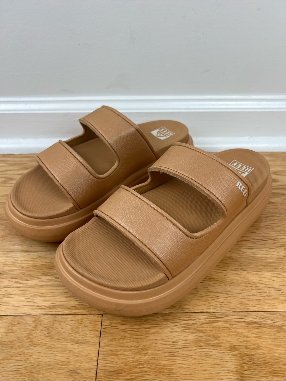 Reef Cushion Bondi 2 Bar Platform Slide Sandals Tan Women's Size 9